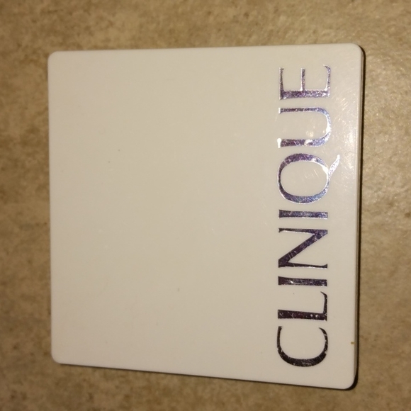 Clinique kit - Picture 2 of 3